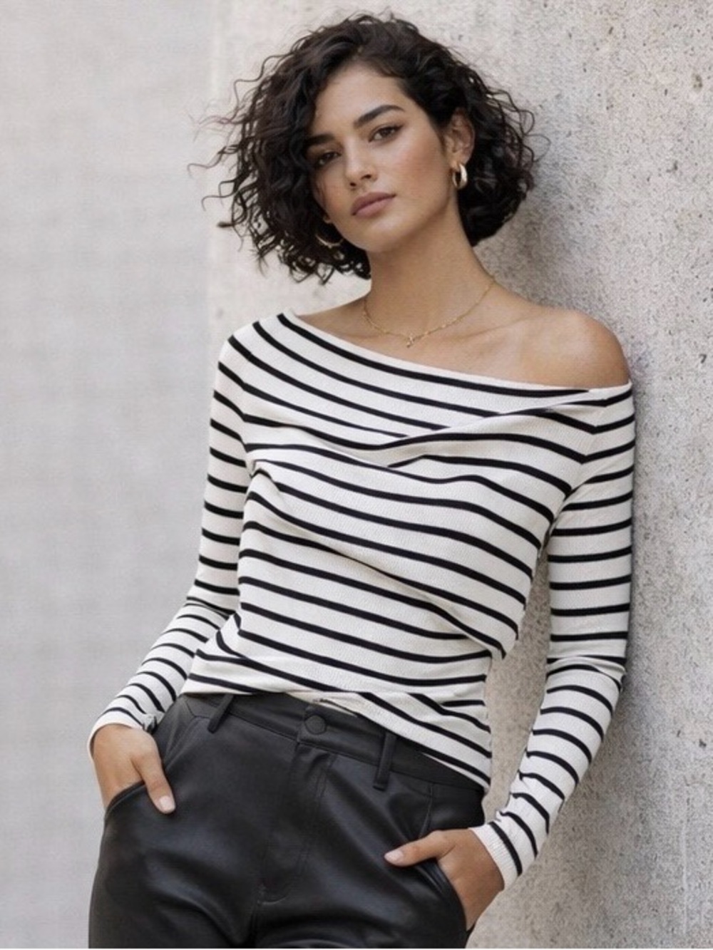 Vince Camuto Cream and Black Striped Off-Shoulder Tunic L